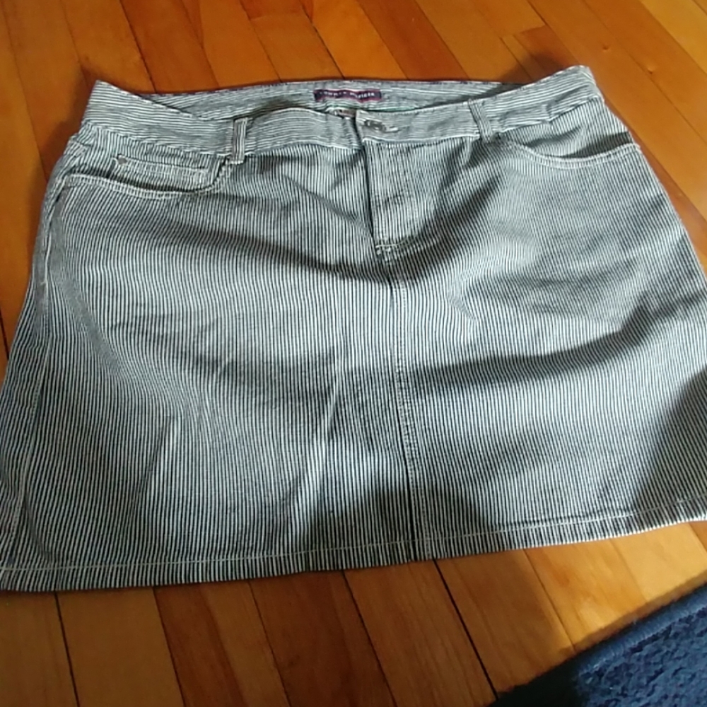 Tommy Hilfiger Skirt